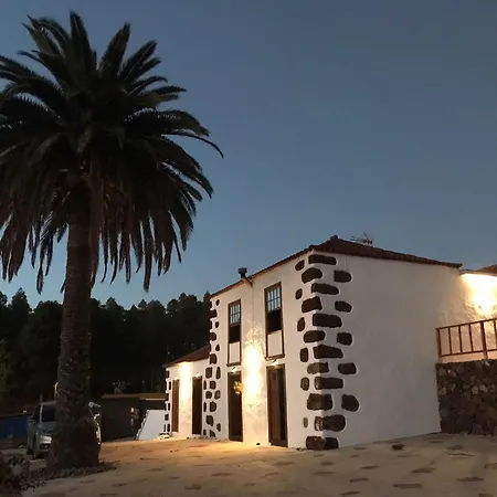 بيت للعطل Centenary Canarian Country House Puntagorda
